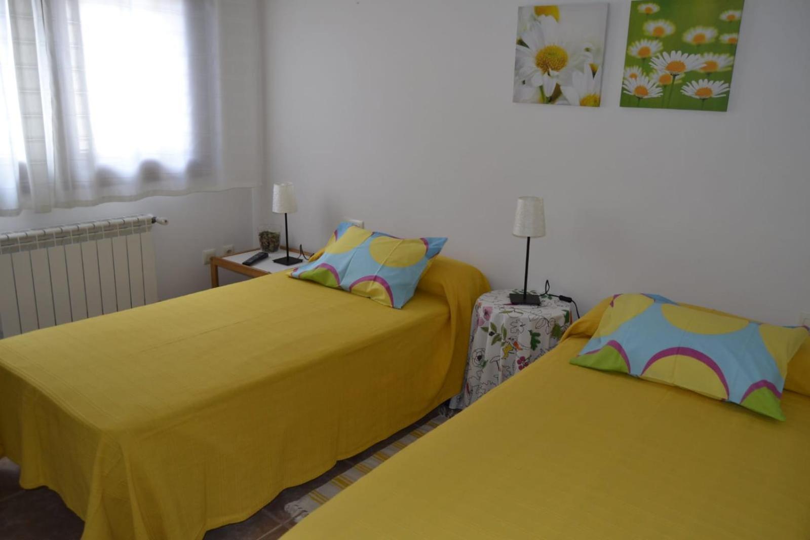 Rooms Peregrinos B Casa Alicia Rosal Extérieur photo
